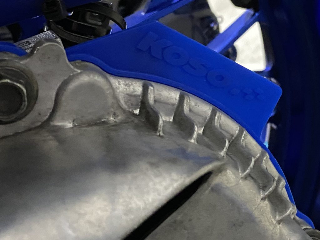 SG28J マジェスティS  用 クリアスクリーン 取り付け金具 オマケカバー付 SG28J マジェスティS 用 クリアスクリーン 取り付け金具 オマケ